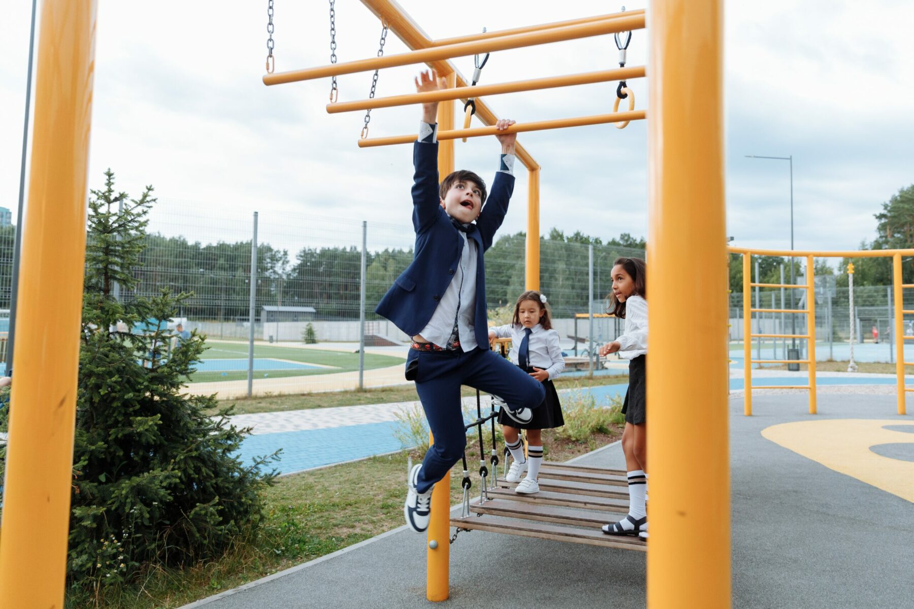 How to Use Playgrounds as Gym Equipment